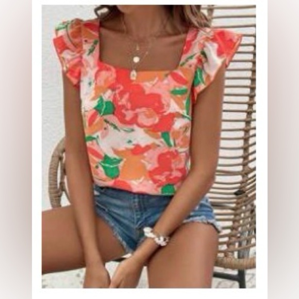 Floral Ruffle Sleeve Top